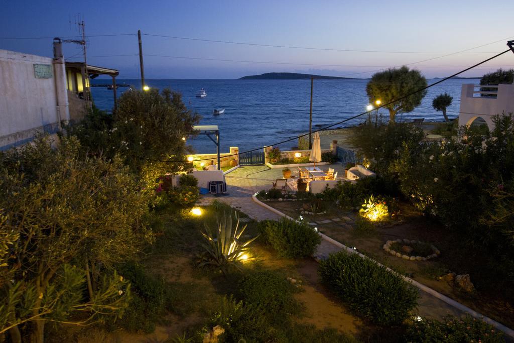 George'S Beach Studios Alikí Exteriör bild